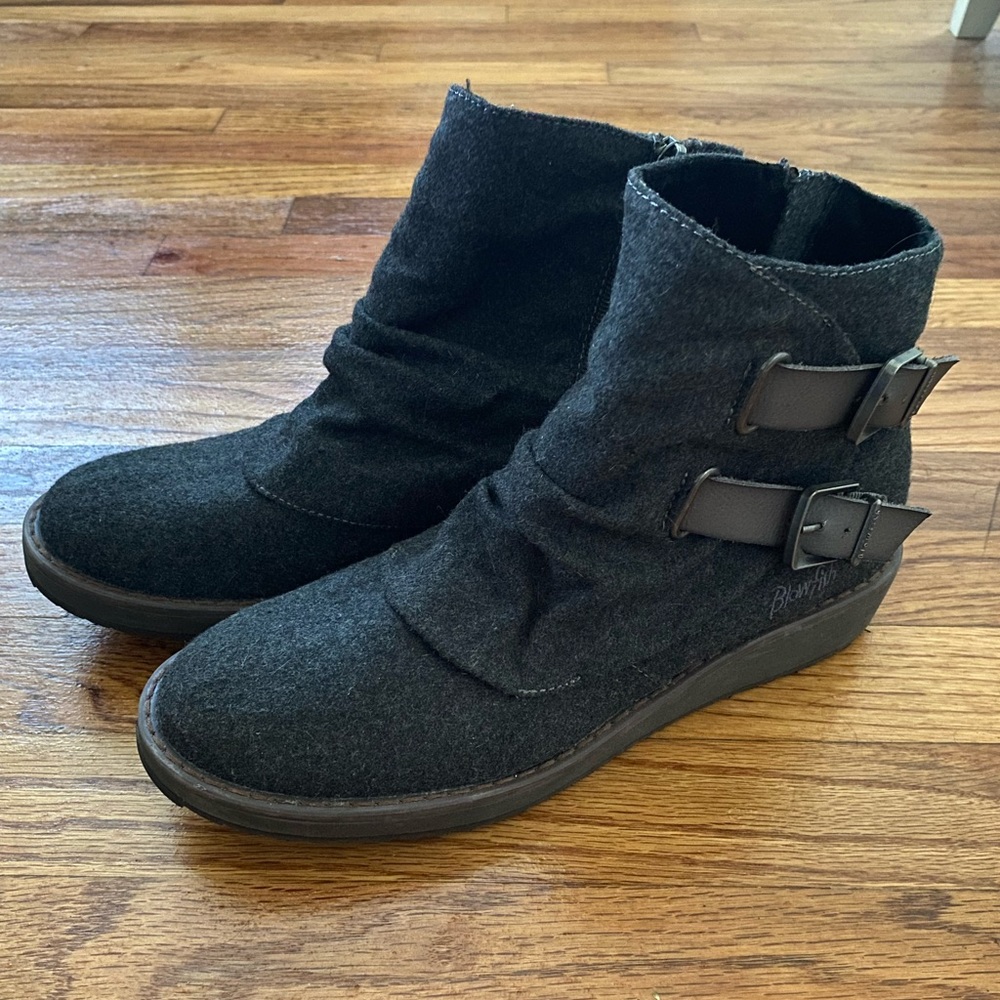Blowfish grey felt ankle boots